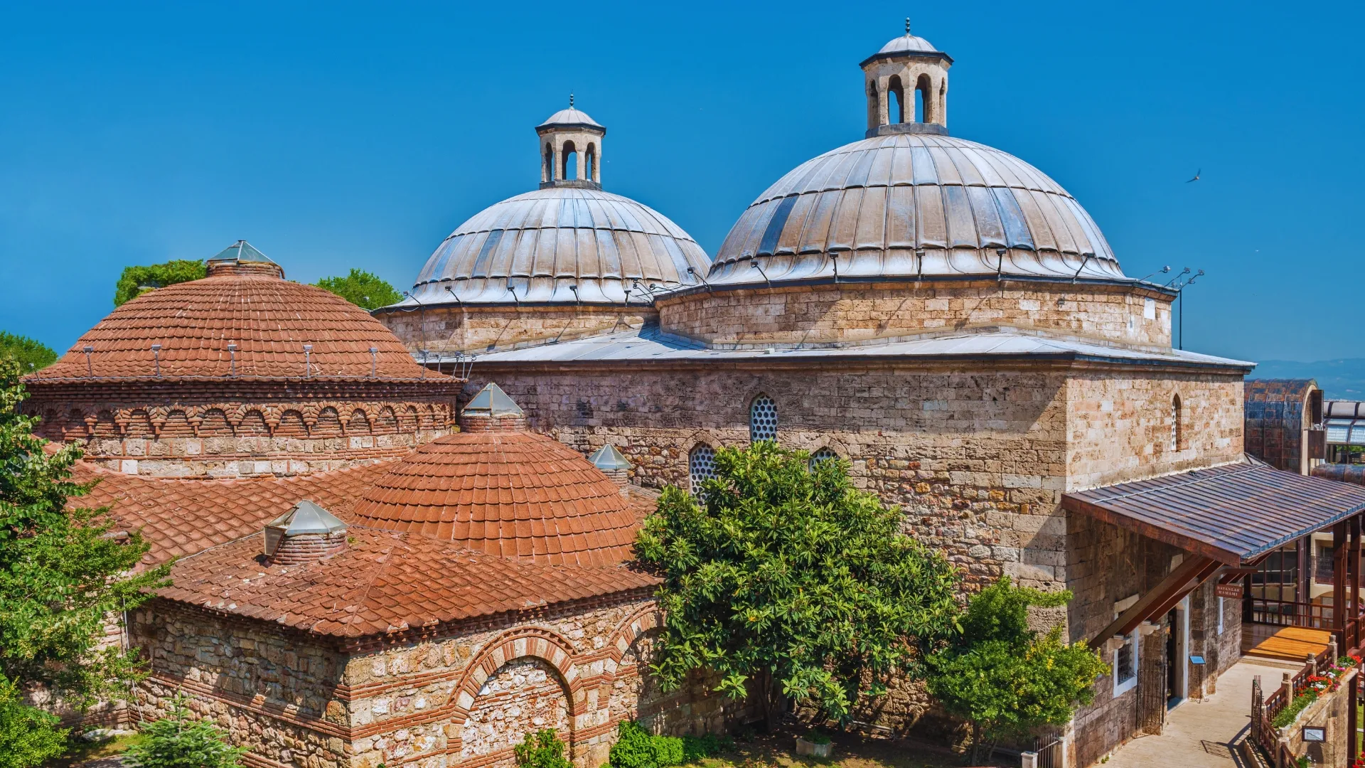 المنتجع القديم