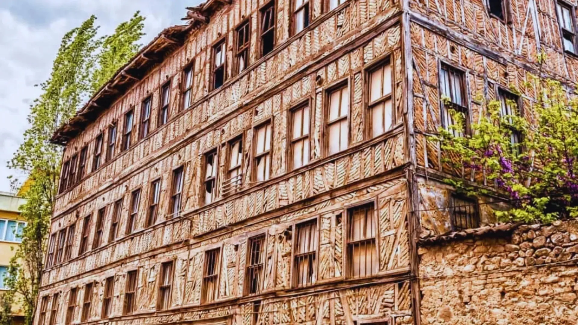Hacibeylerin Mansion