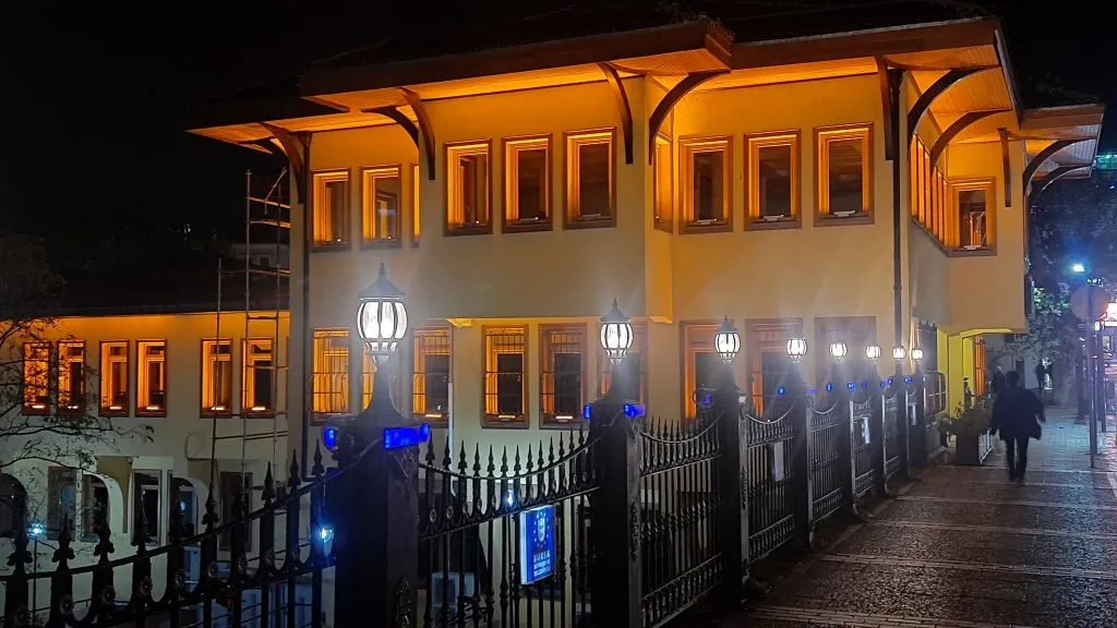 Setbaşı City Library